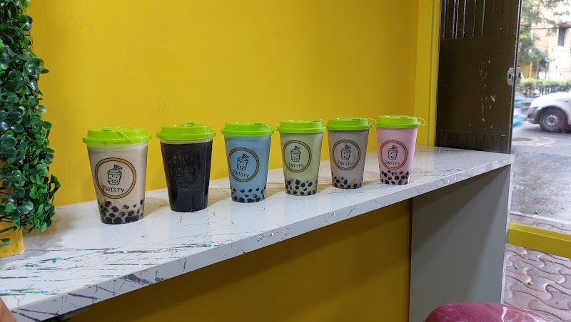 Twisty (South City) - Twisty (South City) 12, 144b, Prince Anwar Shah Rd, Badam Talla, Tollygunge, Kolkata, West Bengal 700068, India