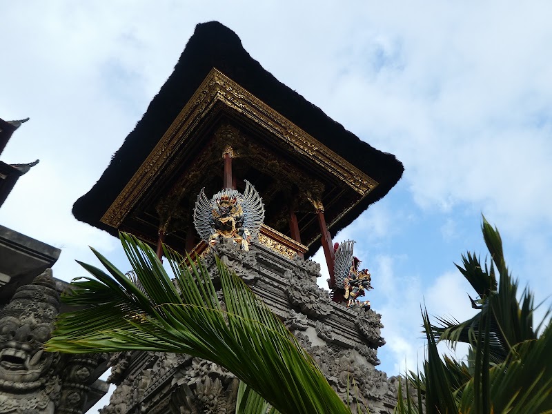 Balai Banjar Ubud Kelod - Balai Banjar Ubud Kelod, Jl. Monkey Forest No.15, Ubud, Kecamatan Ubud, Kabupaten Gianyar, Bali 80571, Indonesia