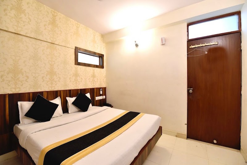 Hotel Rang Mahal - Hotel Rang Mahal, C-39, Hari Marg, opp. KARDHANI SHOPPING CENTRE, near POLICE STATION, Block C, Malviya Nagar, Jaipur, Rajasthan 302018, India