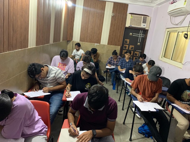 Lakshya Classes for NEET/JEE , PCM, PCB, Greater Noida - Lakshya Classes for NEET/JEE , PCM, PCB, Greater Noida Alpha-2, I-120, in front of Navin hospital park gate, Pocket I, Block I, Sector Alpha II, Greater Noida, Brahmpur Rajraula Urf Nawada, Uttar Pradesh 201308, India