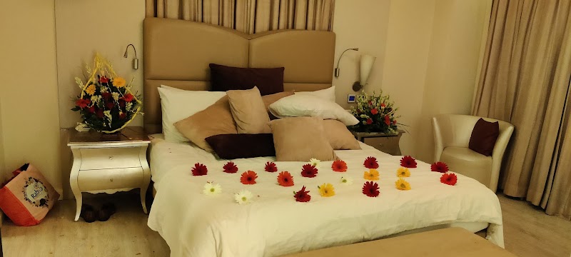 CLARENS HOTEL - CLARENS HOTEL PLOT 363-364, SECTOR 29, Sector 29, Gurugram, Haryana 122009, India