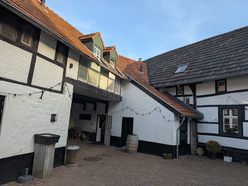 Herberg de Bernardushoeve - Herberg de Bernardushoeve Mingersborg 20-22, 6367 JX Voerendaal, Netherlands
