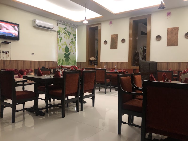 J&K Tourism Reception Centre - J&K Tourism Reception Centre PVH8+Q58, Residency Rd, Lalkuan, Prem Nagar, Old Heritage City, Jammu, 180008