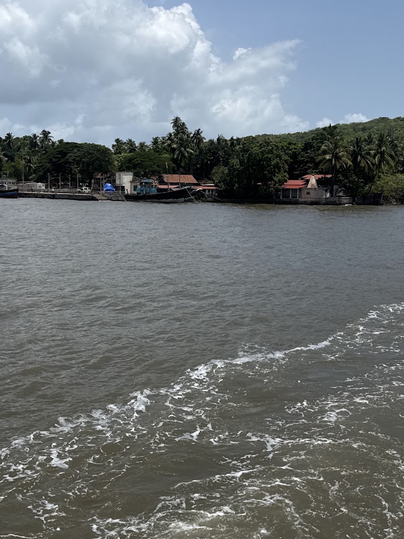 Dhabhol Jetty - Dhabhol Jetty, MH SH4, Dabhol, Maharashtra 415706, India