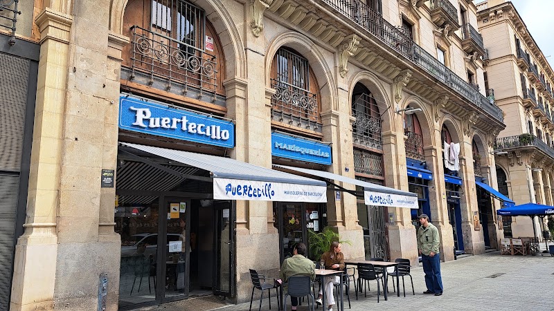 Puertecillo Born - Puertecillo Born Carrer Comercial, 7, Ciutat Vella, 08003 Barcelona, Spain