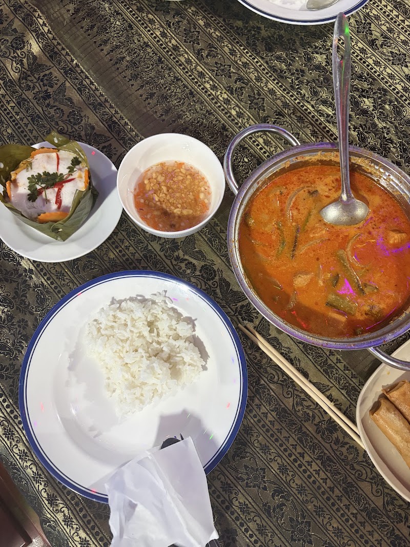 Cooking class Family Sambath my family offering home stay who love to meeting local life styles of Cambodia - Cooking class Family Sambath my family offering home stay who love to meeting local life styles of Cambodia, 449, group 26 NR5, Phum Ochar, Cambodia