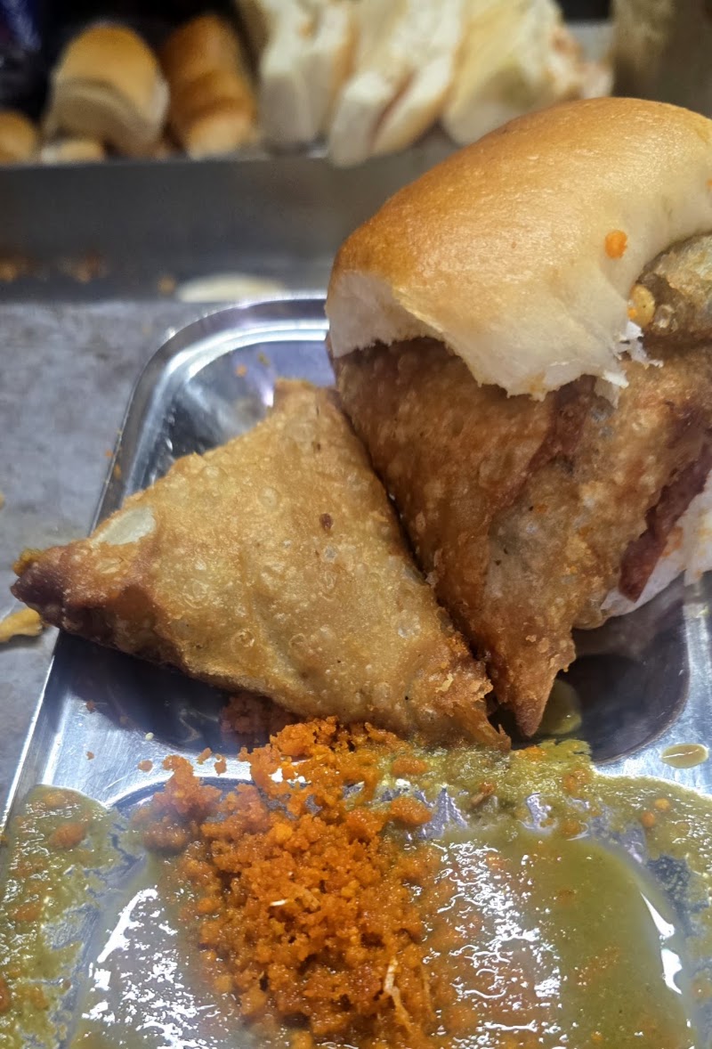 Nandu Vada Pav