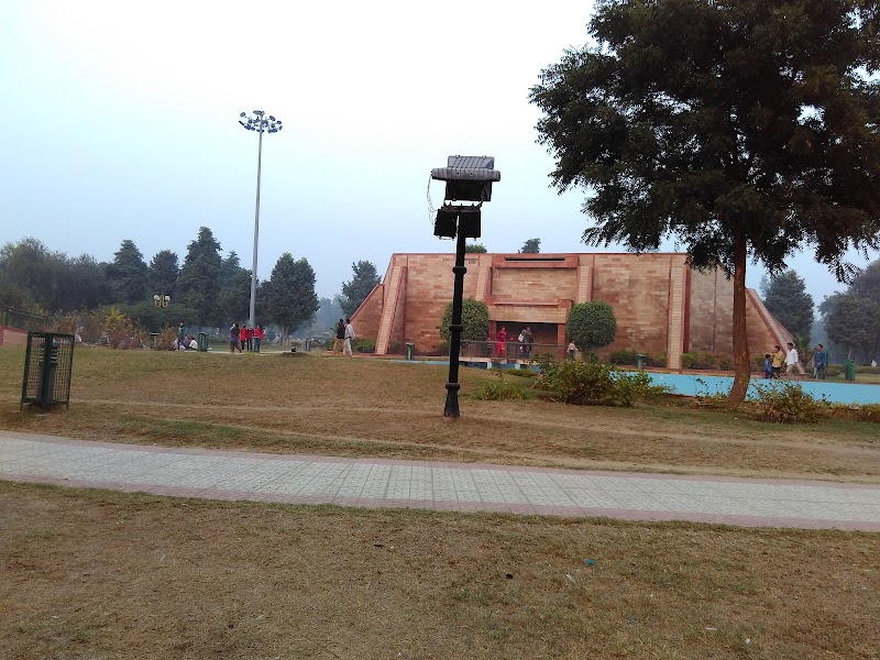 Town Park - Town Park Town Park Parking, Dabra Chowk Over Bridge, PLA, Hisar, Haryana 125001, India