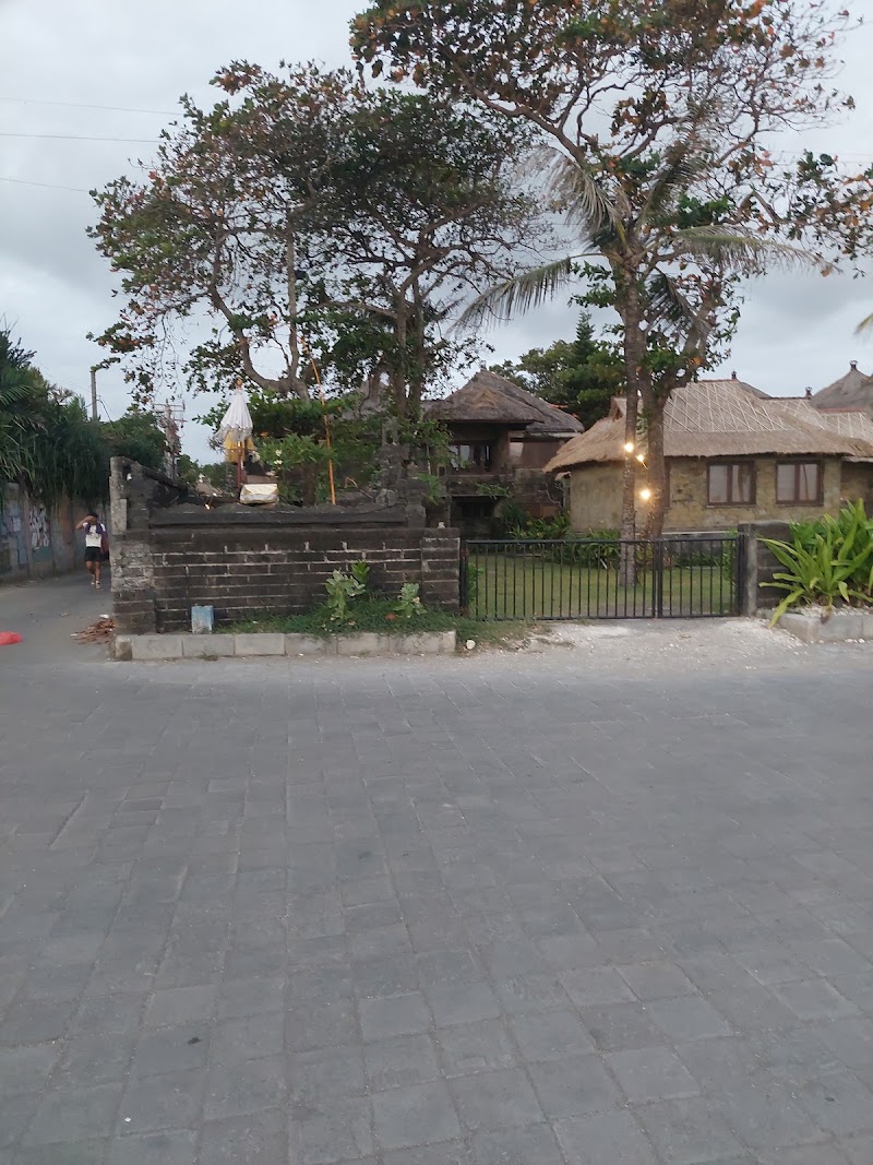 Jalan Batu Belig - Jalan Batu Belig, Jl. Batu Belig, Kerobokan Kelod, Kec. Kuta Utara, Kabupaten Badung, Bali 80361, Indonesia