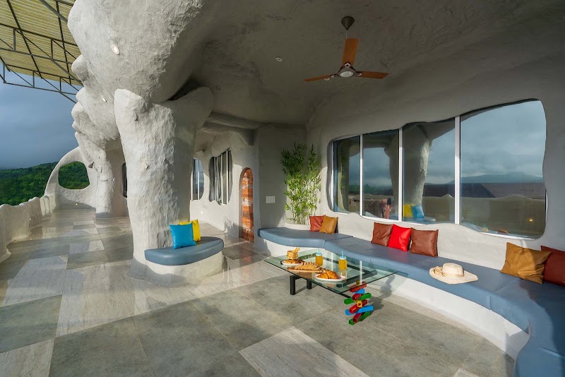 StayVista at Villa Stonera - Igatpuri | Luxury Villa with Private Pool - StayVista at Villa Stonera - Igatpuri | Luxury Villa with Private Pool JHJX+XFQ, Bhavli Kh, Maharashtra 422403, India