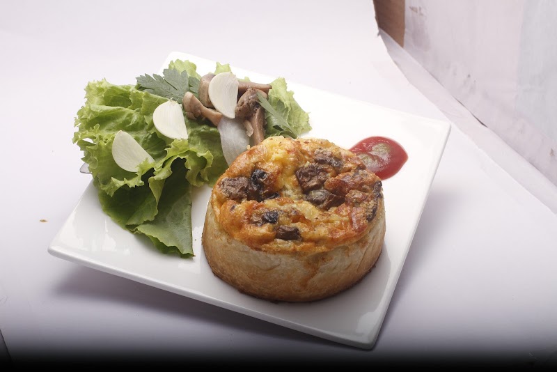 Baker Street - Baker Street 123, Bussy Street Near Clock Tower, Chinnakadai, MG Road Area, Puducherry, 605001, India