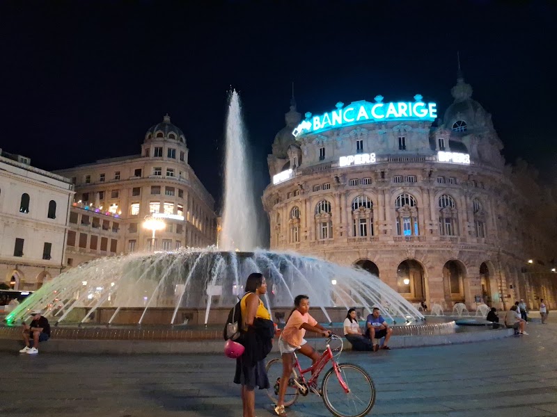 Piazza De Ferrari - Piazza De Ferrari, P.zza Raffaele de Ferrari, 16121 Genova GE, Italy