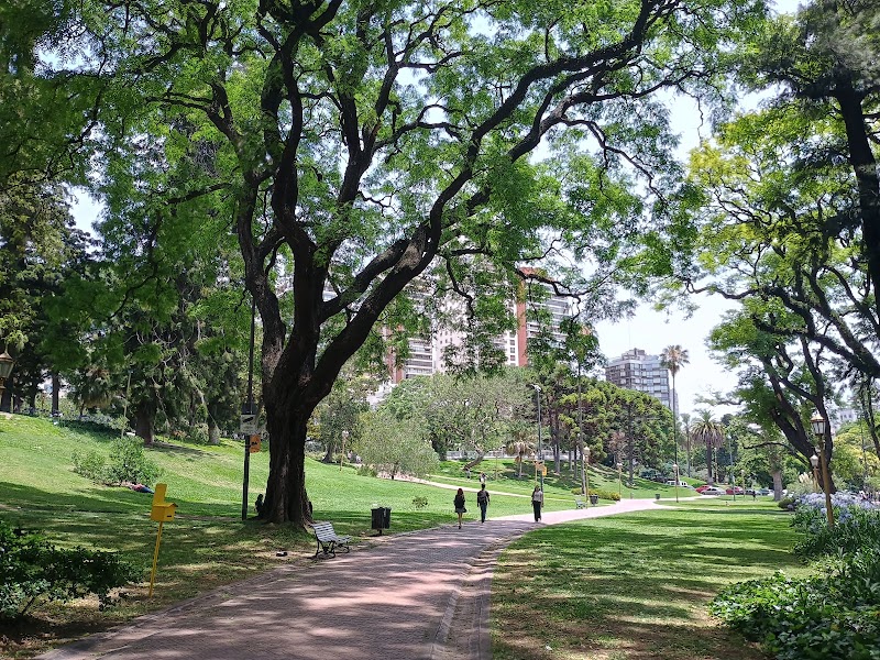 Plaza Barrancas de Belgrano