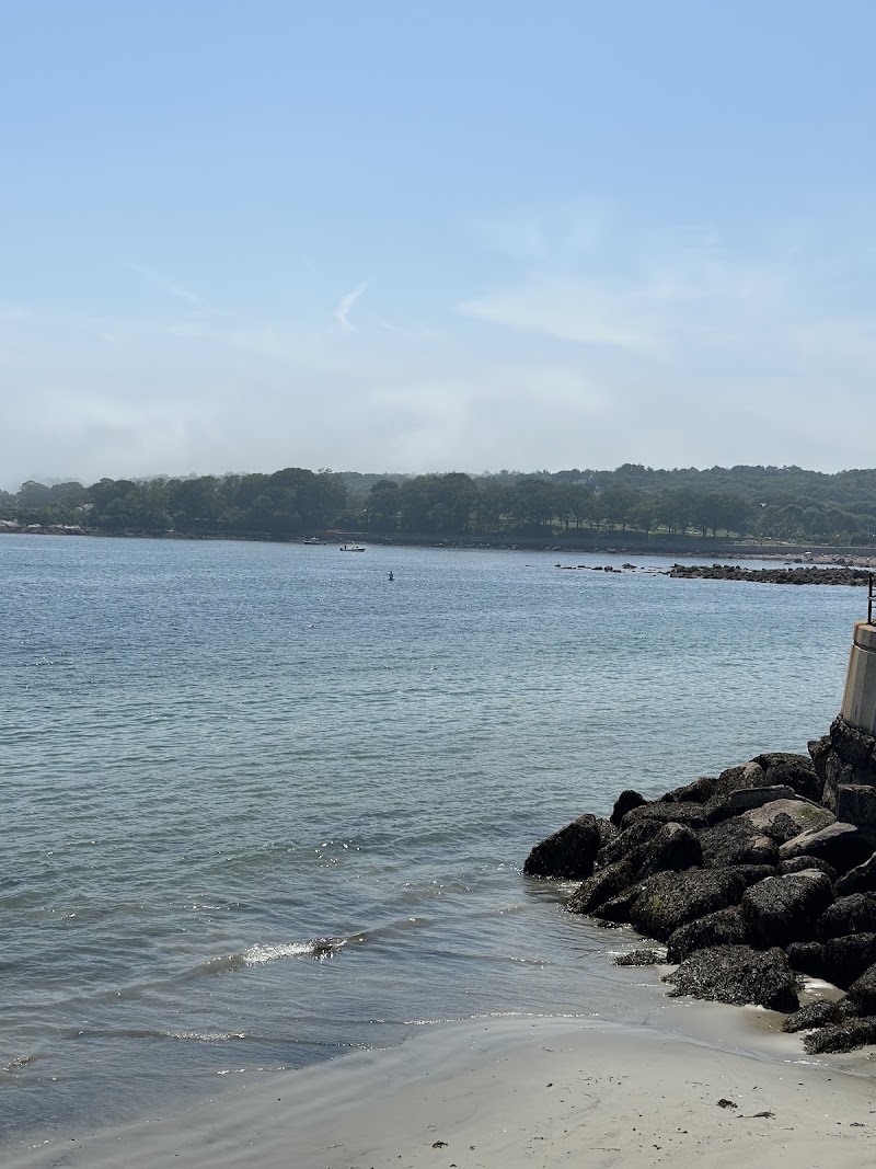 Half Moon Beach - Half Moon Beach 24 Hough Ave, Gloucester, MA 01930, USA