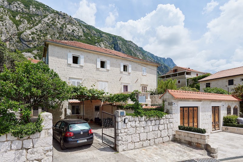 Apartments Konoba 224 - Apartments Konoba 224, Dobrota 224, Kotor 85330, Montenegro