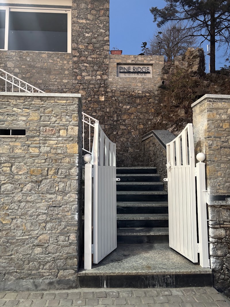 Pine Ridge Cottage - Pine Ridge Cottage The Mall Road, Mussoorie, Uttarakhand 248179, India