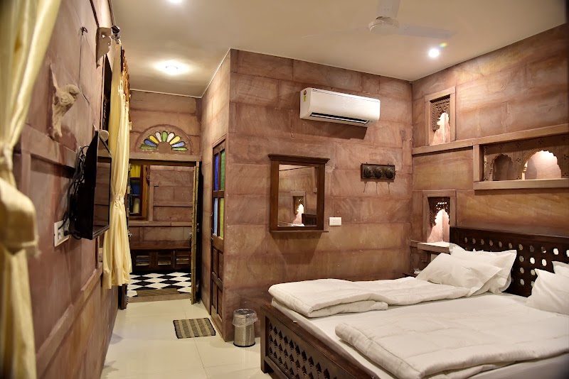 DEV KOTHI Boutique Heritage stay & Roof Top Restaurant - DEV KOTHI Boutique Heritage stay & Roof Top Restaurant Killi khana Near shiv mandir jodhpur, 342002, Killi Khana, Sodagaran Mohalla, Jodhpur, Rajasthan 342001, India