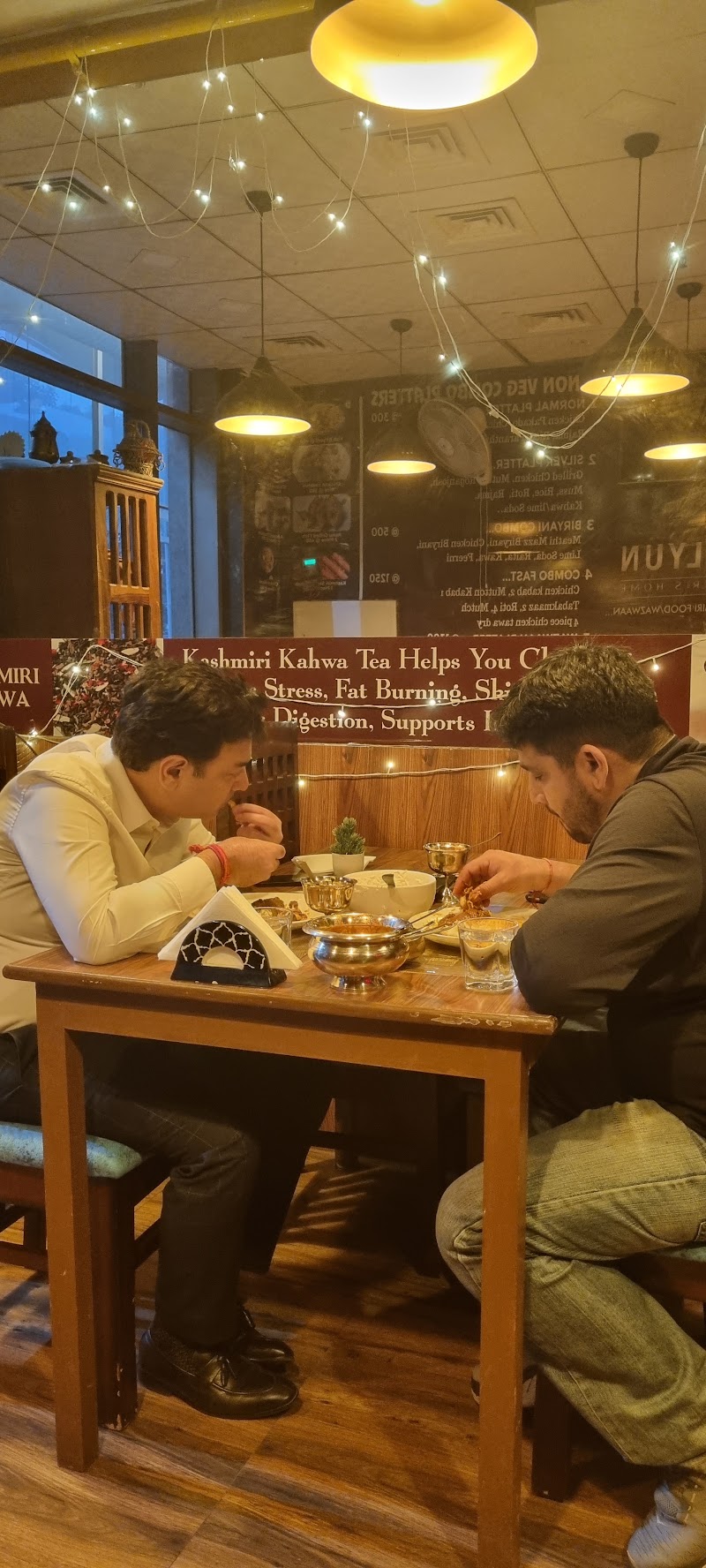 Maalyun Kashmiri Restaurant - Maalyun Kashmiri Restaurant Shop no 15 peach tree hotels sushant lok 1 C block Just a side, hdfc bank, to, Vyapar Kendra Rd, Block C, Sushant Lok Phase I, Kanahi, Gurugram, Haryana 122009, India