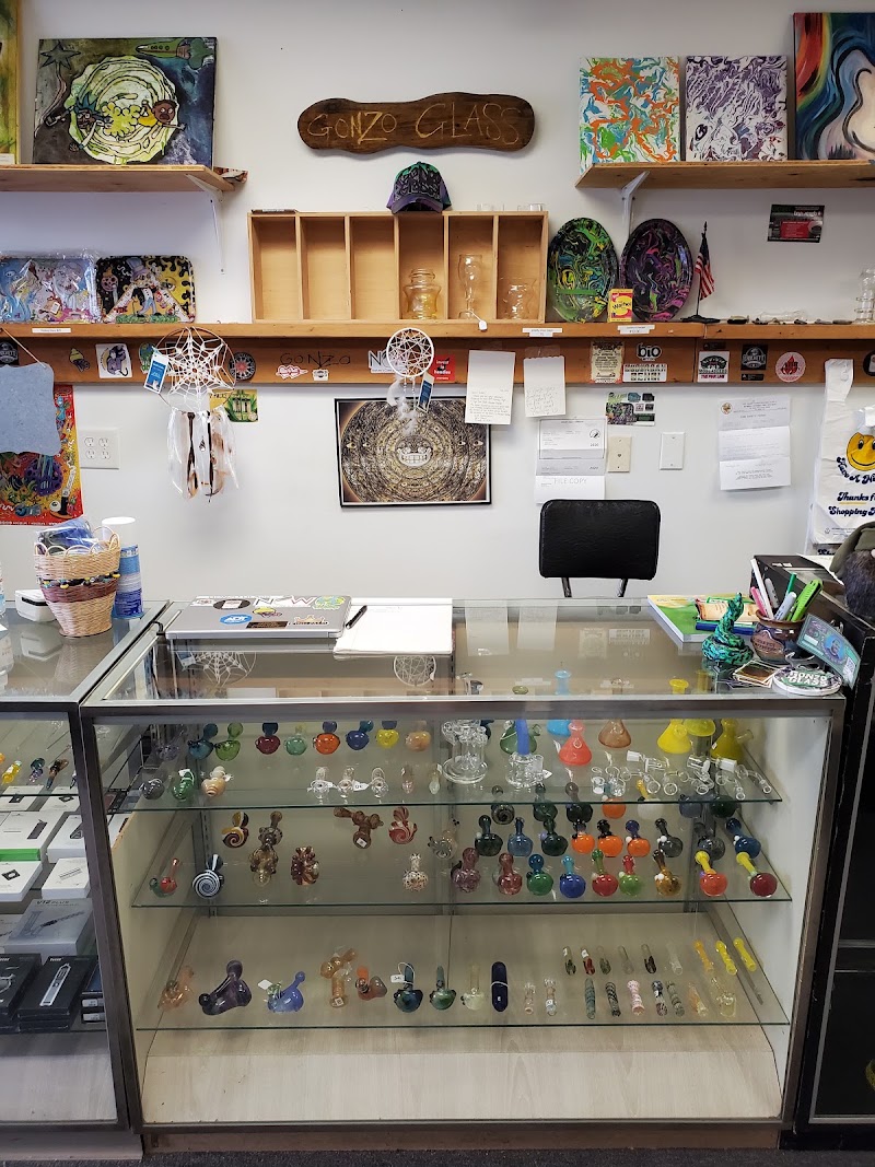 Gonzo Glass - Gonzo Glass 14 King St Ste 16, Mt Holly, NJ 08060, USA