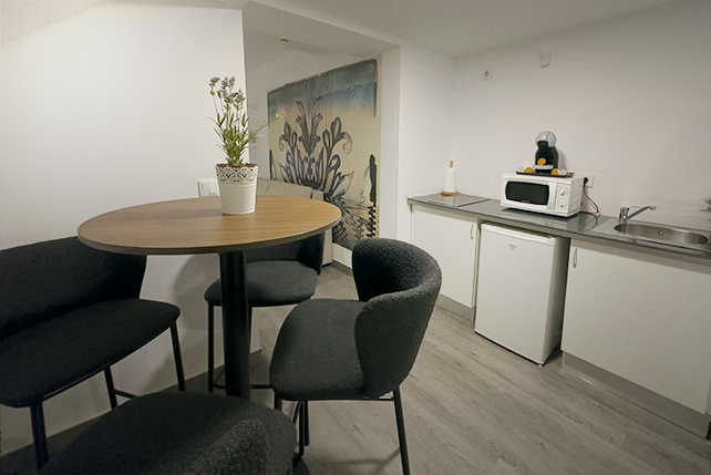 ISA Sevilla Suites - ISA Sevilla Suites, C. Ángeles, 11, Casco Antiguo, 41004 Sevilla, Spain