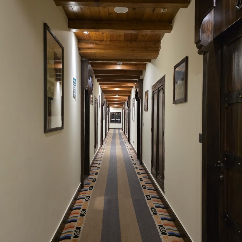 Hotel Druk Thimphu Bhutan - Hotel Druk Thimphu Bhutan 218 Norzin Zur Lam 49 SE, Thimphu, Bhutan