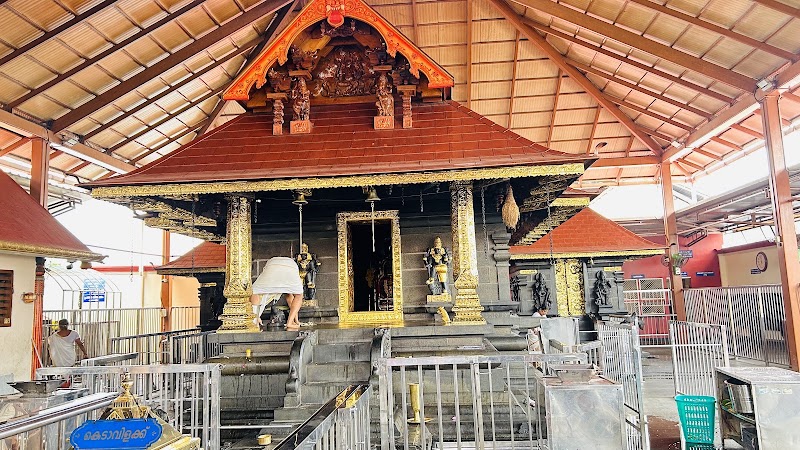 Pazhavangaadi Sree Maha Ganapathy Temple - Pazhavangaadi Sree Maha Ganapathy Temple FWMW+RWP, Padmavilasam Rd, Pazhavangadi, Padma Nagar, Pazhavangadi, Thiruvananthapuram, Kerala 695023, India