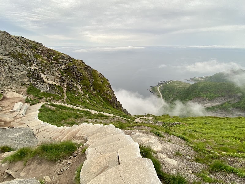 Reinebringen - Reinebringen E10, 8390 Reine, Norway
