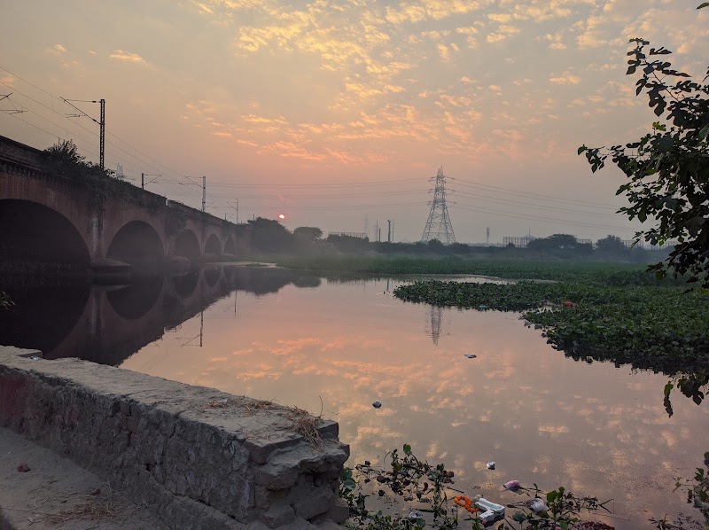 Hindon railway bridge - Hindon railway bridge Hindon Railway Bridge, Indira Kunj, Ghaziabad, Uttar Pradesh 201014, India