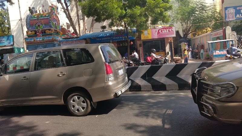 Jammu and Kashmir Government Tourist Office - Jammu and Kashmir Government Tourist Office No. 36 A, New No. 67, 2nd Floor, N Usman Rd, T. Nagar, Chennai, Tamil Nadu 600017, India