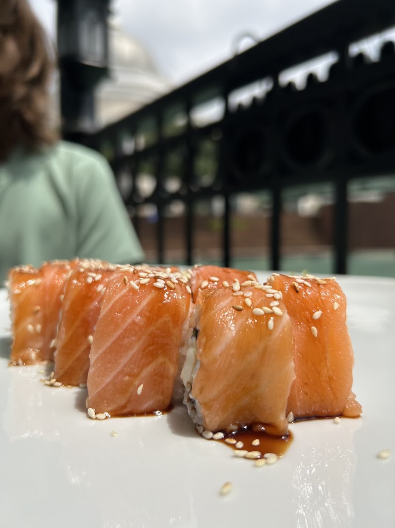 Yotto Sushi & Wok (Serik, The Land of Legends) - Yotto Sushi & Wok (Serik, The Land of Legends), Kadriye, The Land Of Legends:, Atatürk, 3 Caddesi No:1/68, 07500 Serik/Antalya, Türkiye