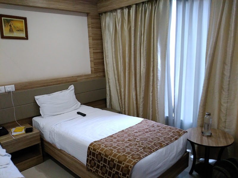 Hotel Shree Venkateshwara - Hotel Shree Venkateshwara, 6-1-74,LAKDIKAPUL METRO STATION NEAR, PILLAR NO:1209, Ambedkar Colony, Lakdikapul, Hyderabad, Telangana 500004, India