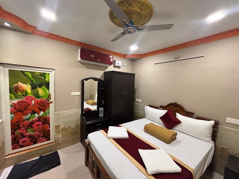 Hotel Jp Grand - Hotel Jp Grand Om Shakthi Street, near Temple Car Parking, Rameshwaram, Tamil Nadu 623526, India