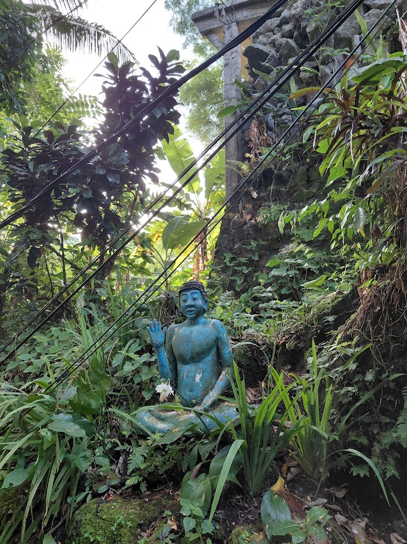 Penestanan​ stairs - Penestanan​ stairs, F7W3+P33, Jl. Raya Campuan, Sayan, Kecamatan Ubud, Kabupaten Gianyar, Bali 80571, Indonesia