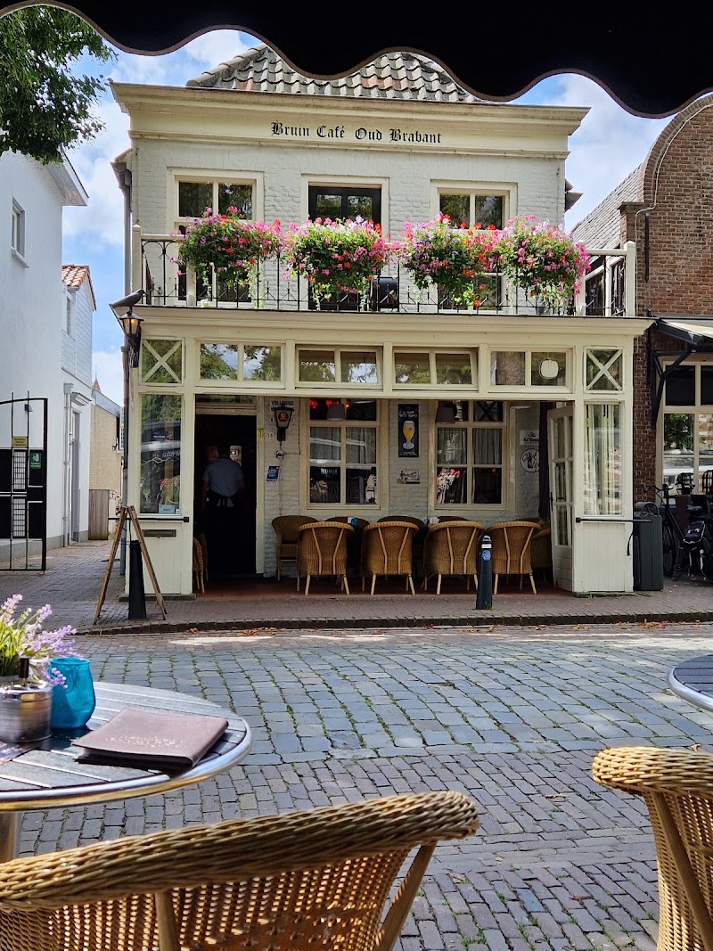 Bruin Café Oud Brabant - Bruin Café Oud Brabant Markt 14, 5688 AJ Oirschot, Netherlands