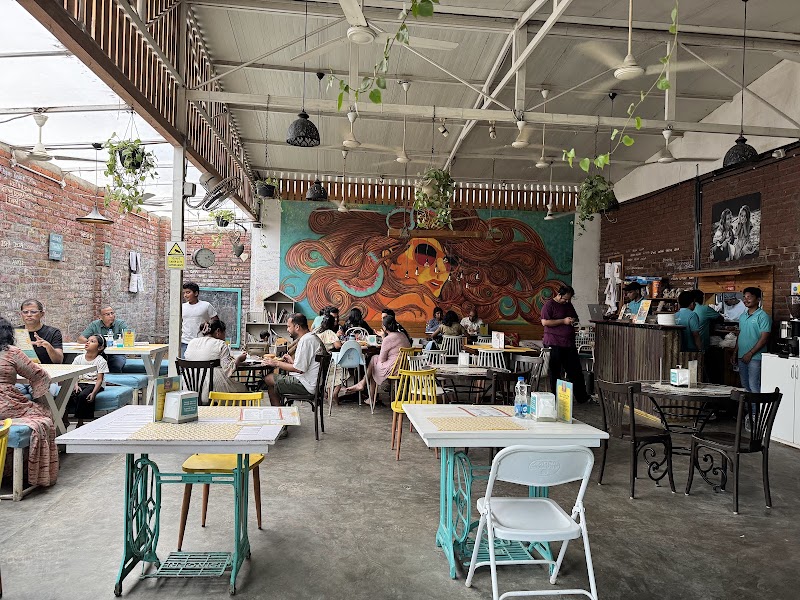 Zoey's: Good Vibes Only - Zoey's: Good Vibes Only Kodathi Gate, St Patricks Academy, 114/1, Sarjapura Road, Oppsite, Bengaluru, Karnataka 560035, India