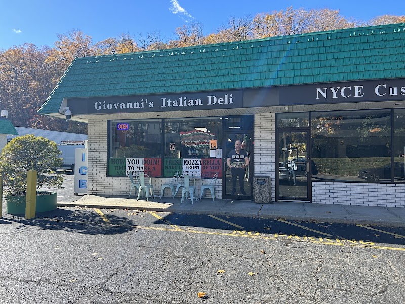 Giovanni's Italian Deli - Giovanni's Italian Deli 925 N Broadway, White Plains, NY 10603, USA