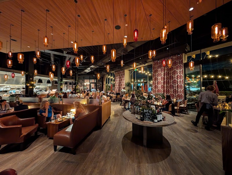 Olive & Ivy - Olive & Ivy 7135 E Camelback Rd, Scottsdale, AZ 85251, USA