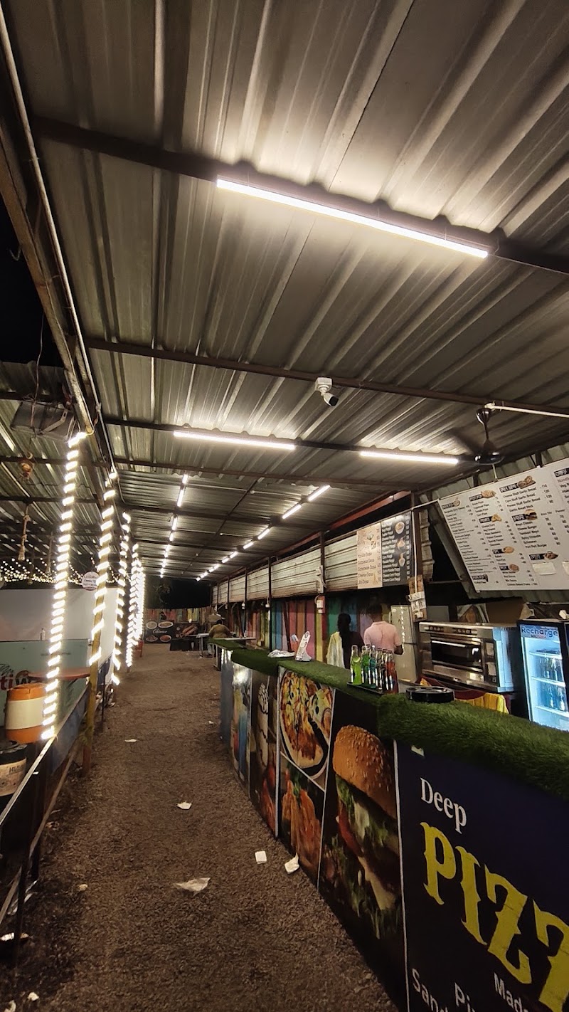 Deep Pizzas - Deep Pizzas Maharaja Chowk, Zone 1, Durg, Bhilai, Chhattisgarh 491001, India