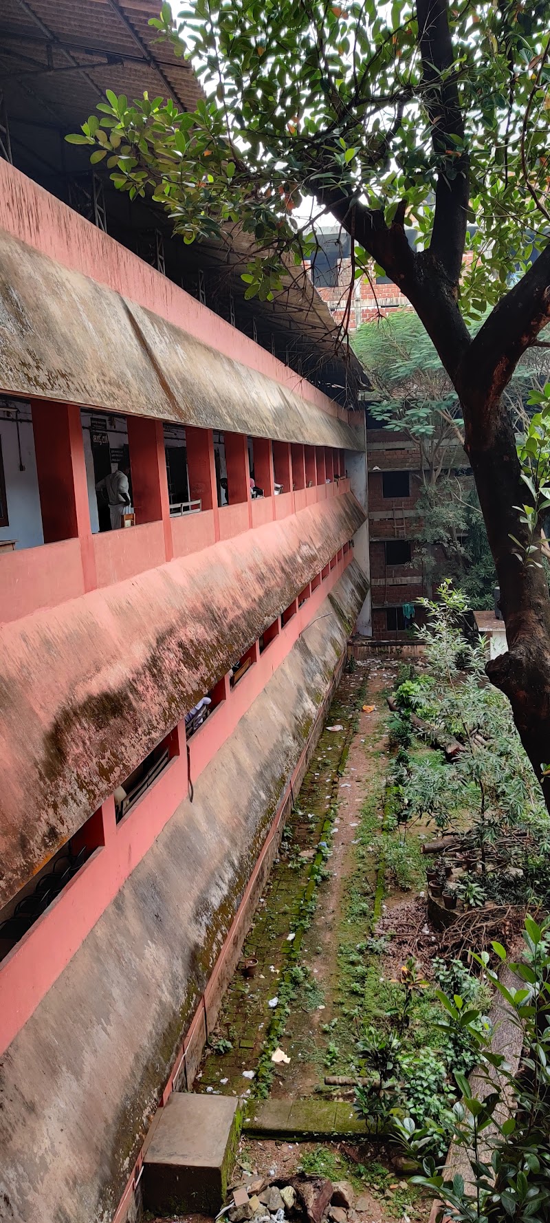 DISTRICT COURT MANJERI - DISTRICT COURT MANJERI, Court Complex, Kacherippadi, Manjeri, Kerala 676121, India
