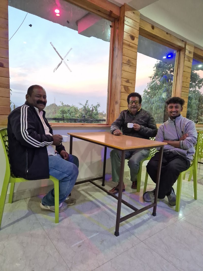 The Himalayan vibe home stay & cafe - The Himalayan vibe home stay & cafe, Hatikhan Lamgara, Jalna, Talla Lamkot, Uttarakhand 263625, India