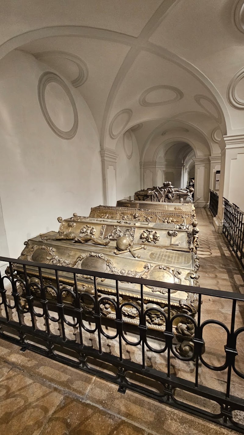 Capuchin Church - Capuchin Church, Tegetthoffstraße 2, 1010 Wien, Austria