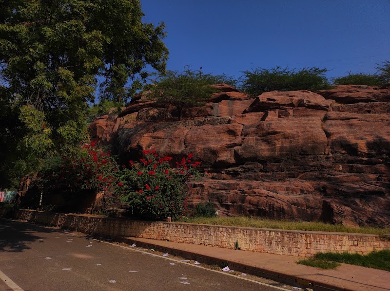 Royal Cenotaphs - Royal Cenotaphs, 923P+23F, Mandore, Jodhpur, Rajasthan 342304, India