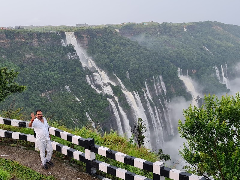 Seven Sisters Waterfall - Seven Sisters Waterfall 6PQM+H2M, Nongkalikhai, Nohkalikai, Sohra, Meghalaya 793108, India