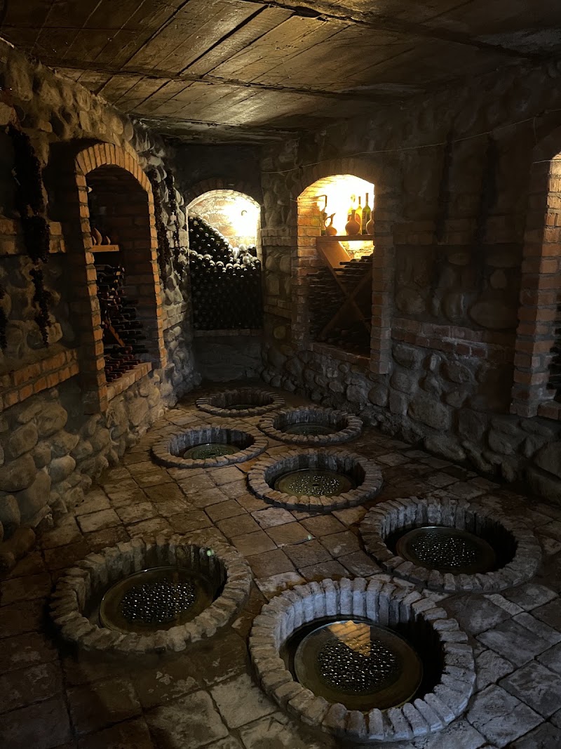 Okro's Wine Restaurant & Cellar - Okro's Wine Restaurant & Cellar ილია ჭავჭავაძის 7a, Sighnaghi, Georgia