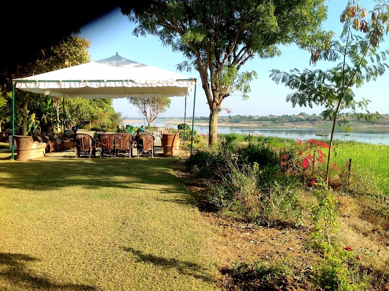 Bhadrawati Safari Lodge Ranthambore - Bhadrawati Safari Lodge Ranthambore, Ranthambore Road, Village Sewati Khurd Post Office Daulatpura Tehsil Khandar, Ranthambore Cir, Sawai Madhopur, Sewti Khurd, Rajasthan 322001, India