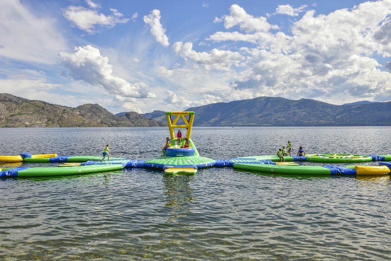 Splash Water Parks Peachland – Wibit Inflatable Park - Splash Water Parks Peachland – Wibit Inflatable Park Beach Ave, Peachland, BC V0H 1X6, Canada