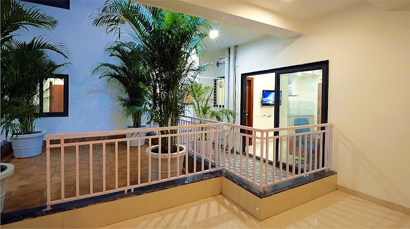 Green Leaf Residency - Green Leaf Residency 56/5, Mehrauli Rd, near SBI Main Branch, Sector 15 Part 2, Sector 14, Gurugram, Haryana 122007, India