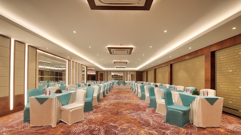 Golden Tulip Essential - Golden Tulip Essential Plot no, 5, Mirza Ismail Rd, opp. Lakshmi Complex, Jayanti Market, New Colony, Jaipur, Rajasthan 302001, India