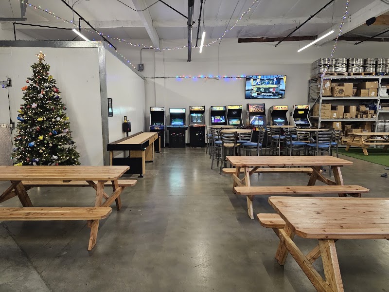 Lake Pleasant Brewing Company - Lake Pleasant Brewing Company, 1950 W Rose Garden Ln #130, Phoenix, AZ 85027, USA