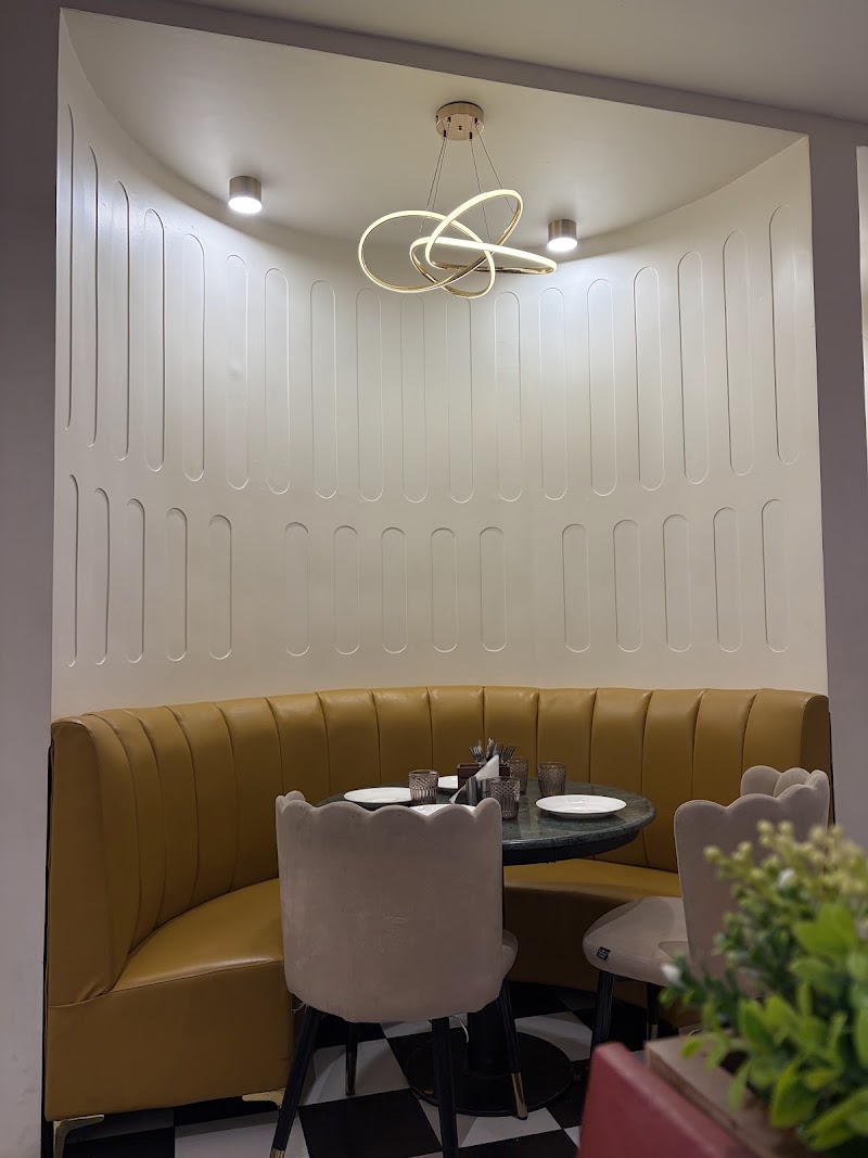 Pankhii Veg Restaurant | Mysuru - Pankhii Veg Restaurant | Mysuru 1st Floor, 877/4a, Vani Villas Rd, near RTO Circle, Lakshmipuram, Mysuru, Karnataka 570004, India